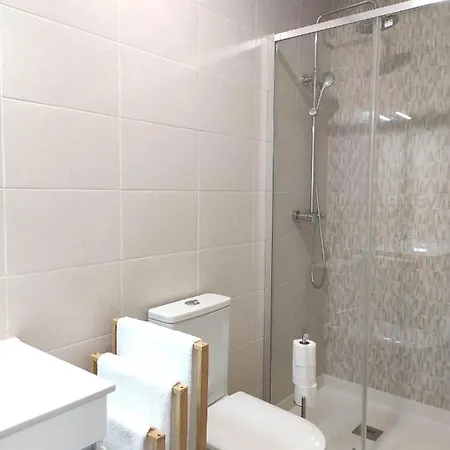 شقة Ria House أفيرو